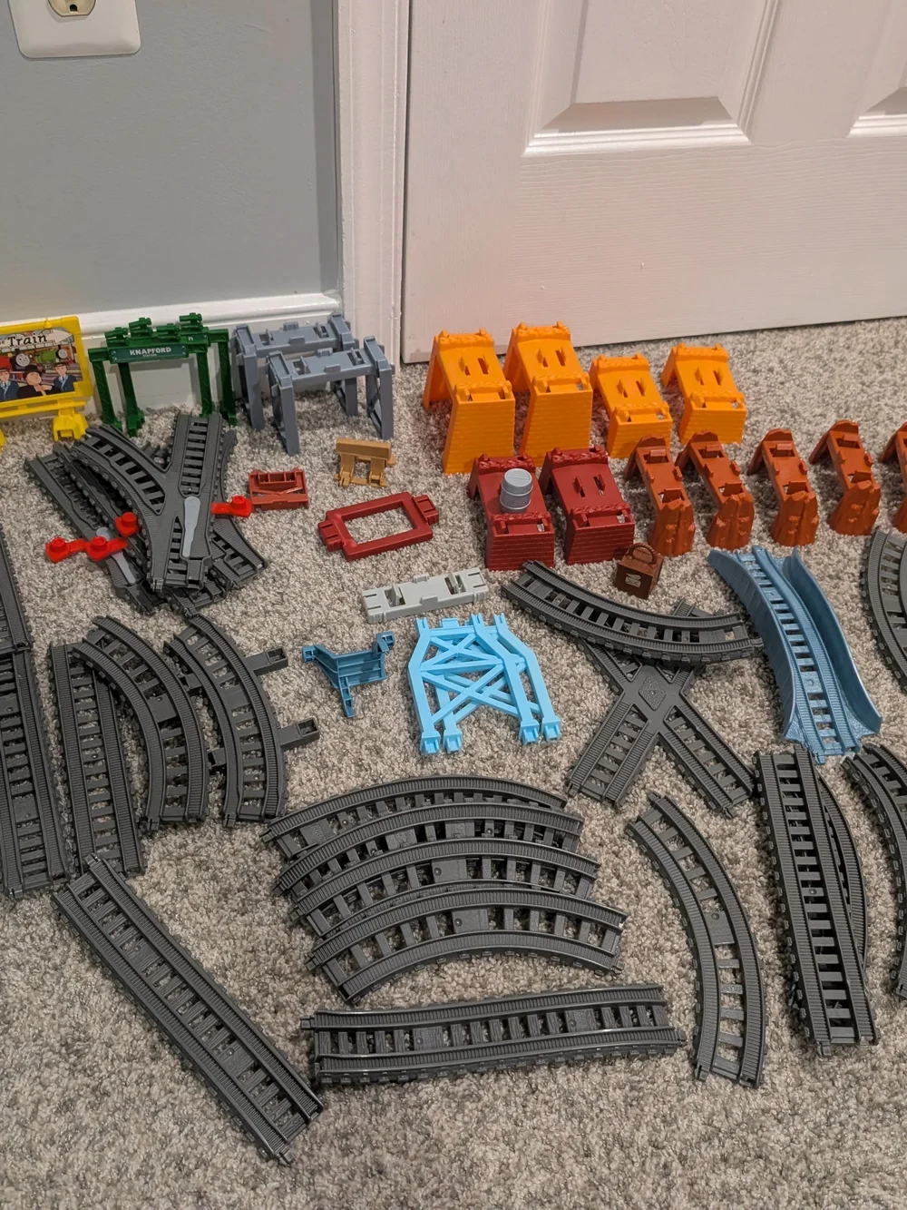 Thomas & Friends Trackmaster MIXED LOT of Train Tracks and Accessories